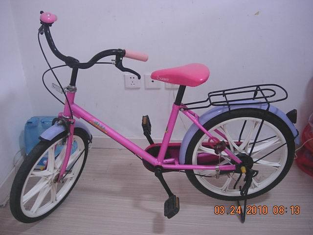 进口儿童自行车(粉红色公主车)一辆