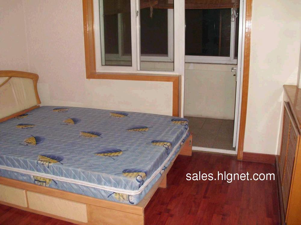 三合庄园 精装三居室128平米 170万 全天看房子