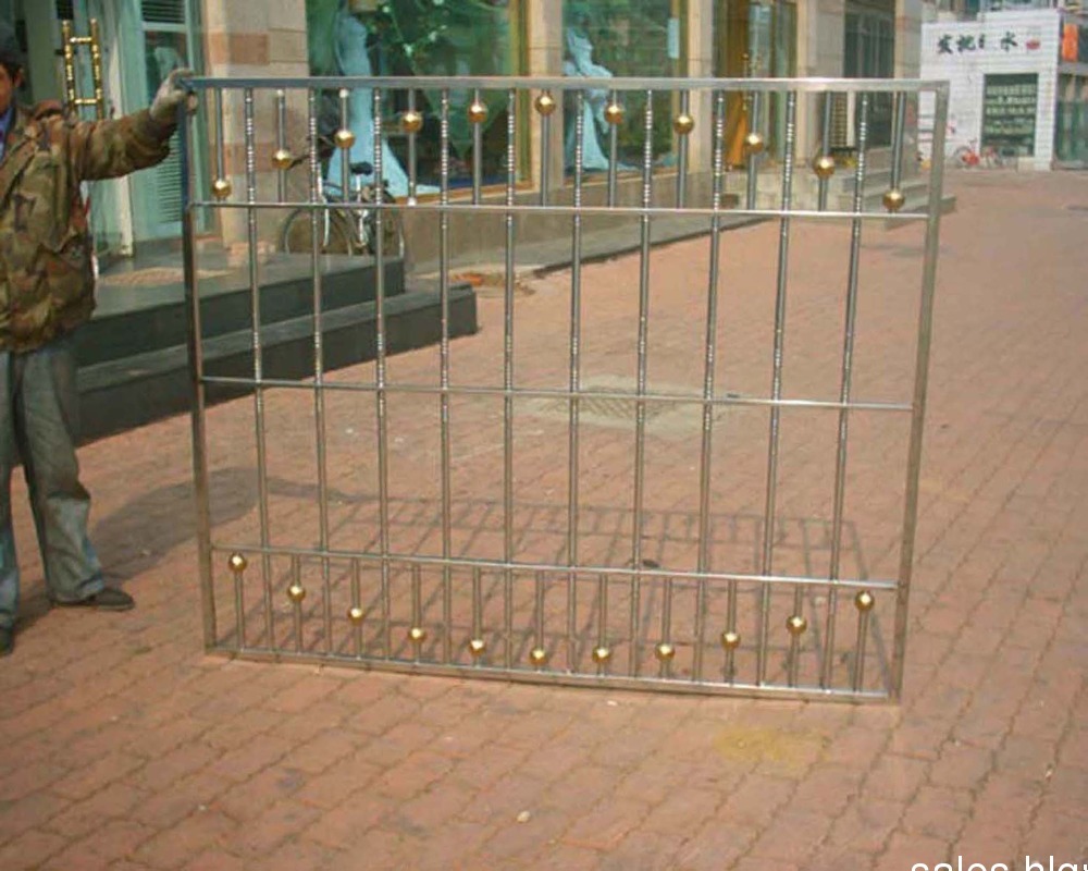 北京大兴区阳台制作安装家庭防盗窗安装