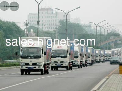 蚂蚁搬家公司搬家一般多少钱 20130424143913_23.jpg