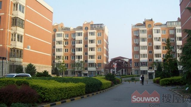 云趣园三区91平米南北通透经典两居78万便宜出售.