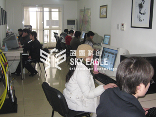 5年的网站建设经验,20多人的技术团队